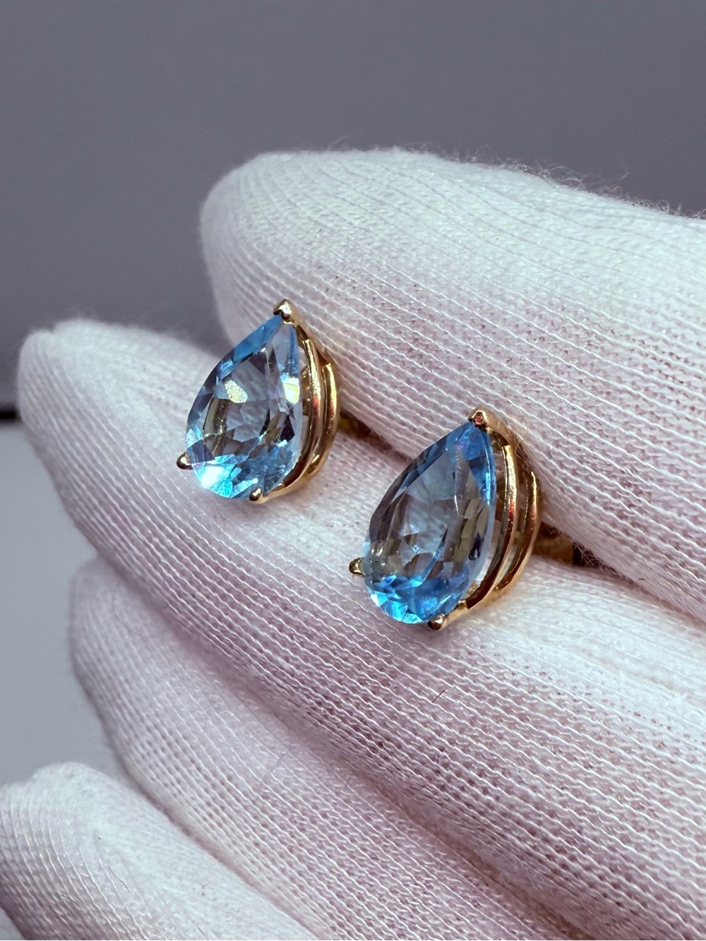 Solid 14k Gold London Blue Topaz Teardrop Stud Earrings - Women Jewelry - Picture 6 of 13